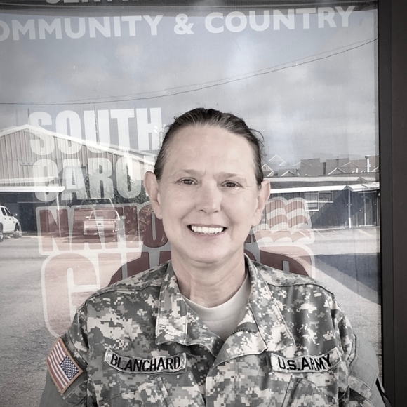 Meet your Posher, Pamela - Picture 2 of 2